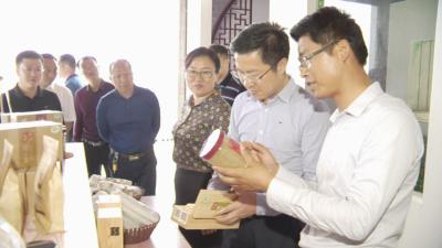 荆门市东宝区来我县考察调研区域协作帮扶工作