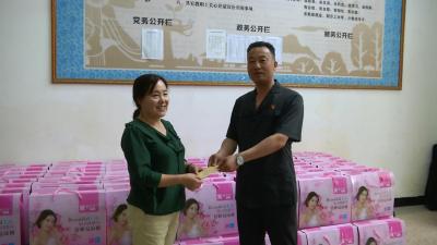 县法院开展“关爱特殊群体 让爱洒满人间”主题助残活动