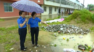 县城乡垃圾无害化处理指挥部到刘河镇暗访