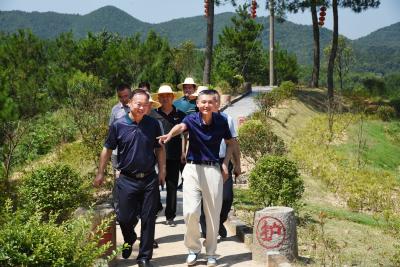 荆门市交通运输局考察学习蕲春“四好农村路”建设工作