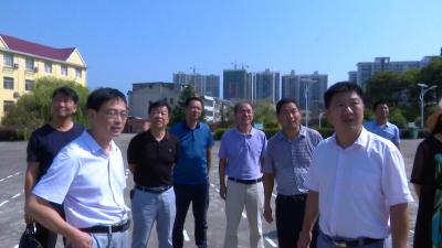 县人大常委会检查《黄冈市革命遗址遗迹保护条例》贯彻执行情况