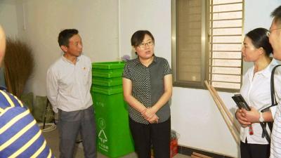 赵少莲检查指导森林防火工作