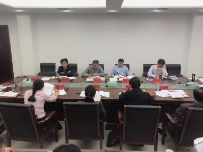 詹才红参加县政府办机关支部主题党日活动
