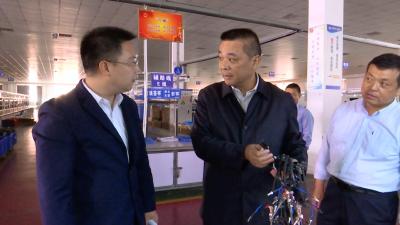 詹才红到湖北香江电器现场办公解难题