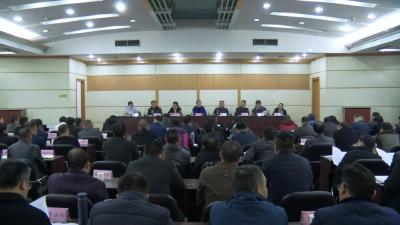 县委县政府召开全县秋冬播调整 能人回乡创业 “三洁一规范”工作现场推进会