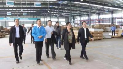赵少莲调研重点项目建设和骨干企业生产经营情况