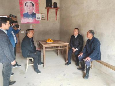 詹才红到蕲州镇调研指导脱贫攻坚工作