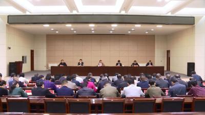 赵少莲为全县党员干部讲授主题教育党课 作廉政谈话