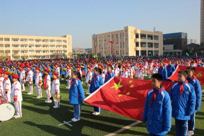 蕲春实小52届运动会开幕万人空巷