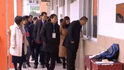 詹才红巡视学考考务工作