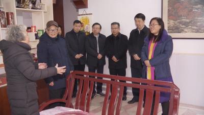 赵少莲等县领导看望慰问正县级老干部