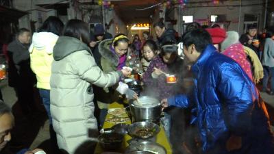 小院里的“大团圆” 