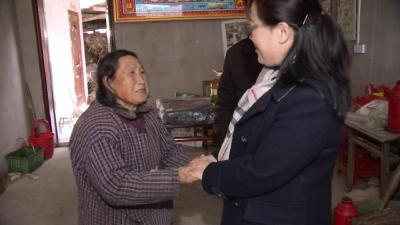 赵少莲到乡镇和企业走访慰问