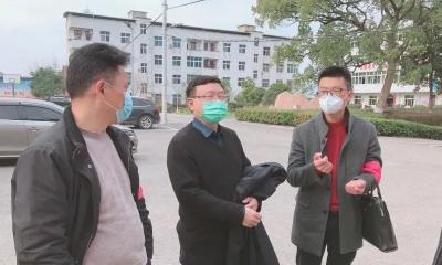 詹才红到刘河镇暗访督导疫情防控工作