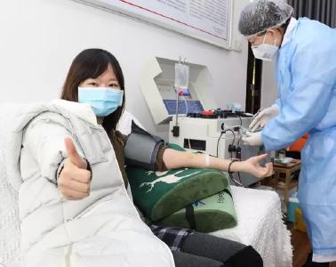 19名康复医护人员捐血浆！献血电话被打爆...网友：先愈带动后愈！