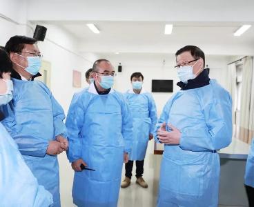应勇在武汉检查指导疫情防控工作强调：严格小区封闭管理 守住自己健康的门