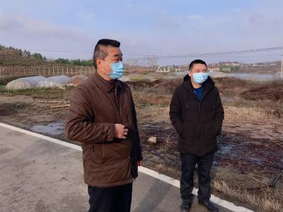 詹才红：切实筑牢基层疫情防线 坚决打赢疫情防控歼灭战