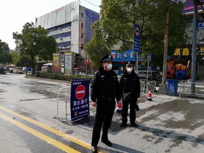 老人家莫害怕，我们送您回家