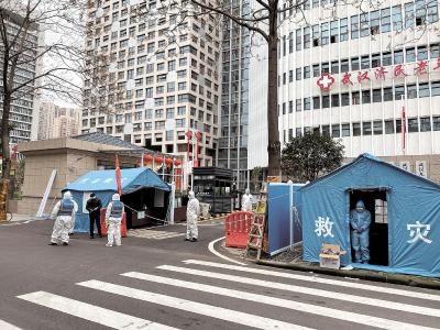 武汉加大养老机构防控力度