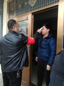 你们守好抗疫前线，我给大家守好后方——八里湖办公室主任管道成