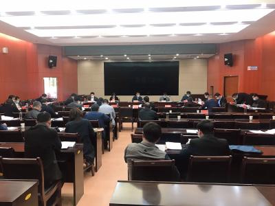 视频| 詹才红主持召开 十七届县政府常务会第59次会议