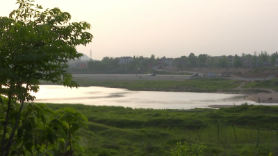视频丨蕲河岸边环境乱象  拷问市民文明素质