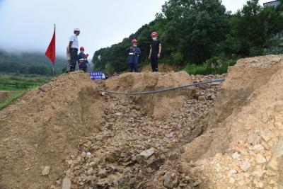 蕲春县农村公路管理局：汛期抢险保畅通