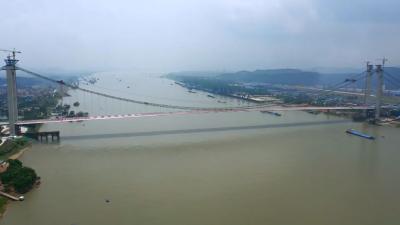 视频丨棋盘洲长江公路大桥合龙