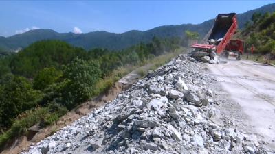 视频丨县交通运输局加快水毁公路修复