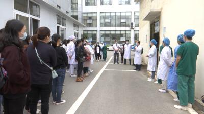 视频丨县人民医院开展疫情防控演练