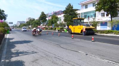 视频丨下蕲线张榜段提档升级改造工程假日不停工