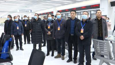 视频｜县人大常委会视察6家评议单位
