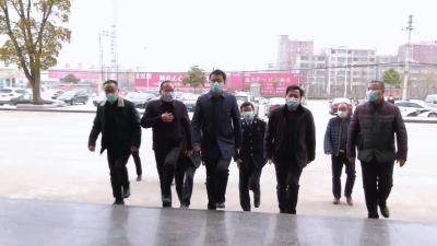 视频丨县领导检查督办公共场所安全管理和疫情防控工作