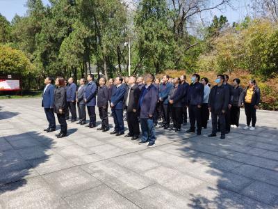 快讯 | 赵少莲率蕲春党政考察团赴河南省新县考察乡村振兴 开展党史学习教育