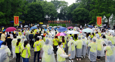 视频︱纪念李时珍诞辰503周年拜谒仪式和湖北省中医药日活动在李时珍纪念馆举行 