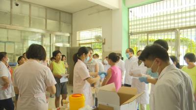 视频︱疾控中心：推行特殊人群疫苗接种上门服务