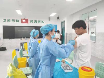 快讯丨我县青少年群体开始接种新冠疫苗