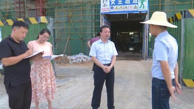视频︱县委办服务专班调研 “千人进千企” 重点项目