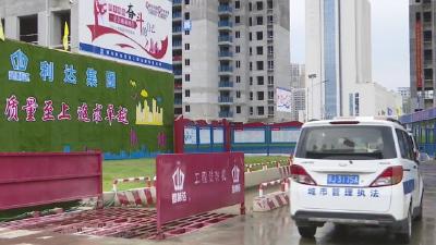 视频︱城管工务车变身 “流动宣传车” 