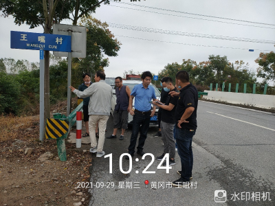 校车安全 常抓不懈！