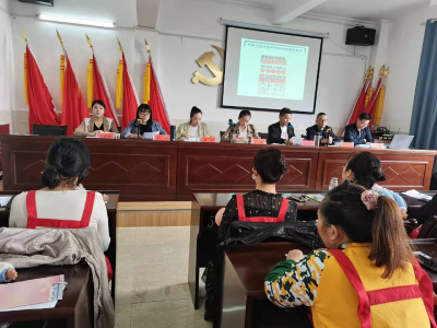 蕲州镇开展巾帼康养培训活动