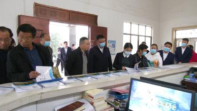 视频︱陈丹到蕲州镇调研村 “两委” 换届和巩固脱贫成果后评估工作