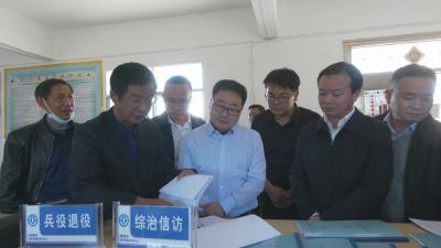 视频︱胡安元到张榜   漕河调研巩固脱贫成果后评估工作