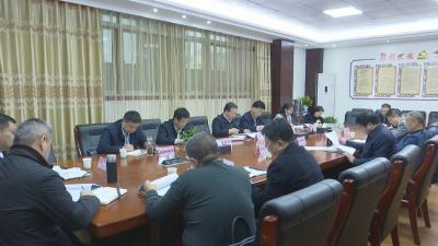 视频︱县第一招商安商专班：对照年度目标冲刺任务进度
