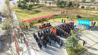 视频︱黄冈市高层建筑火灾事故处置跨区域实战拉动演练在蕲春举行