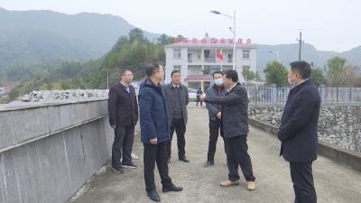 视频︱县人大常委会开展饮用水水源地保护情况调研