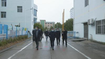 视频︱胡安元检查督导疫情防控 安全生产和市场保供工作