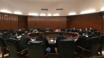 视频︱蕲春：加强高铁沿线环境整治 提升对外窗口形象