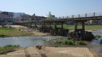 视频︱张榜大桥拆除重建