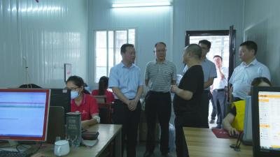 视频︱陈青到漕河 狮子开展实践活动